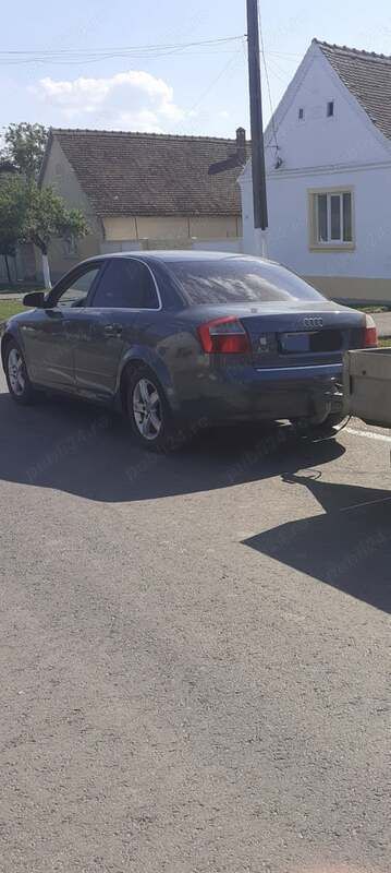 Utilizat 2004 Audi A4 Berlinǎ | 2.100 EUR (Preț OK) - Imagine 1/4