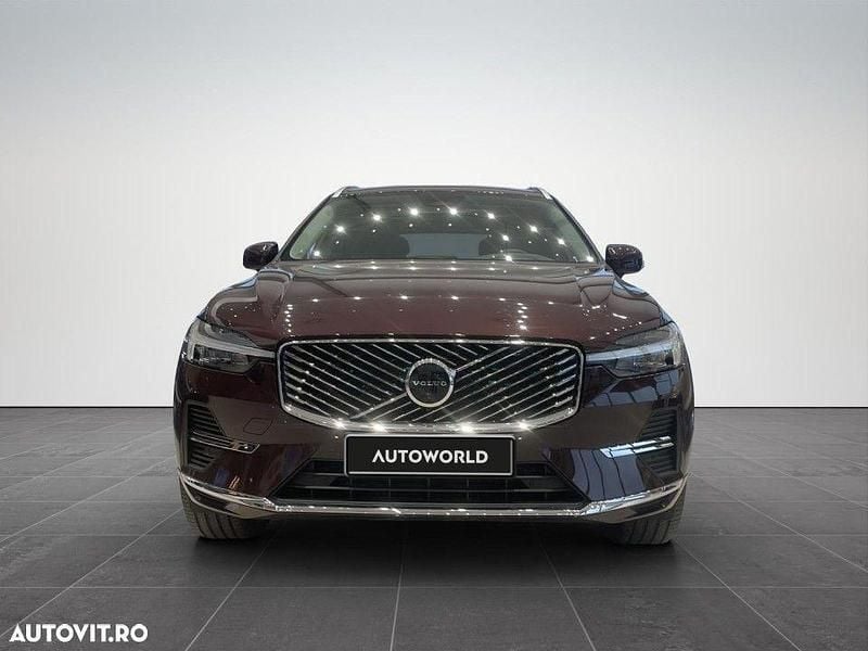 Culoarealte culori Nouă 2025 Volvo XC60 SUV | 65.572 EUR (Puțin scump) - Imagine 1/4