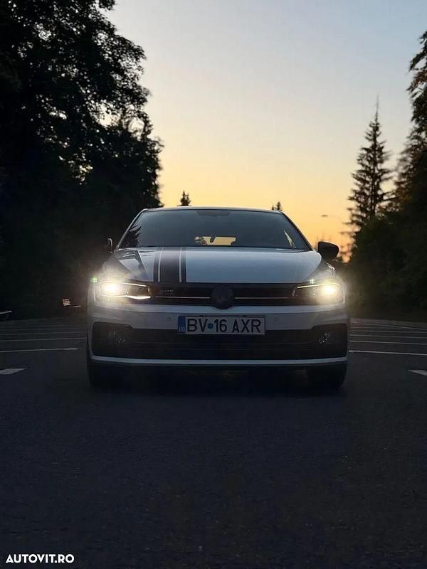 Culoarealb Utilizat 2018 VW Polo GTI Hatchback | 16.499 EUR (Preț OK) - Imagine 1/4