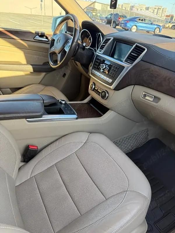 Second-hand Mercedes ML350 258 CP (189 kW) 2014 Alb SUV