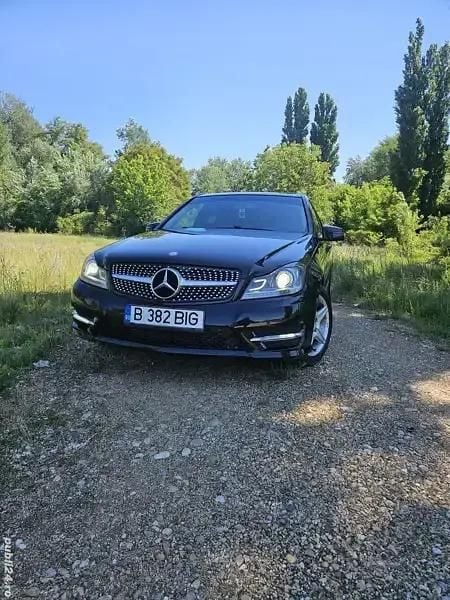 Utilizat 2012 Mercedes C250 Berlinǎ | 9.490 EUR - Imagine 1/4