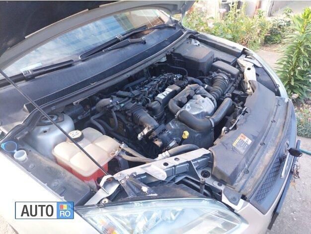 Gri Second-hand 2006 Ford Focus Hatchback | 1.700 EUR (Preț OK) - Imagine 1/4