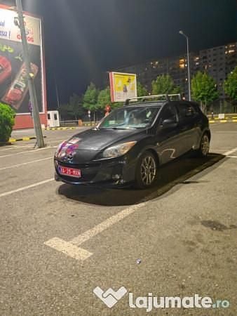 Negru Utilizat 2013 Mazda 3 Hatchback | 5.990 EUR (Preț bun) - Imagine 1/4