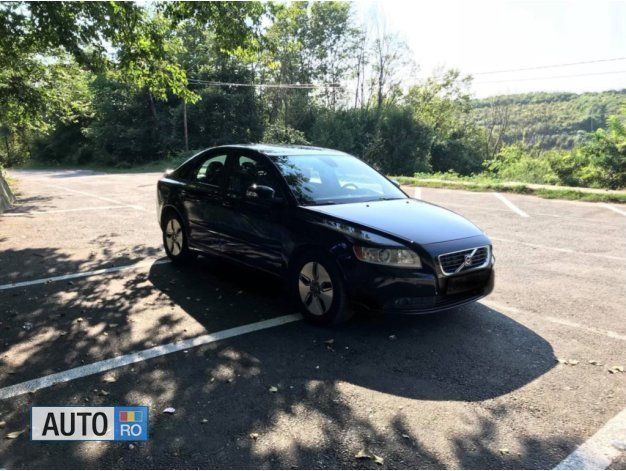 Negru Utilizat 2009 Volvo S40 Berlinǎ | 5.300 EUR - Imagine 1/4