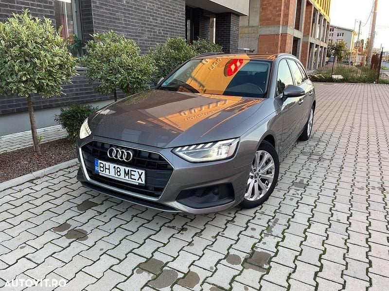 Culoarebej Utilizat 2020 Audi A4 Advanced Break | 16.990 EUR (Super Preț) - Imagine 1/4