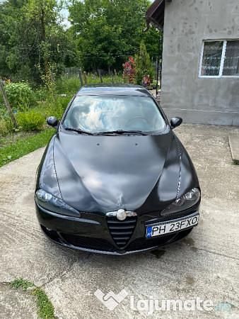 Second-hand Alfa Romeo 147 150 CP (110 kW) 2005 Negru Hatchback