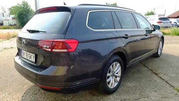 Second-hand VW Passat Comfortline 150 CP (110 kW) 2020 Gri Break