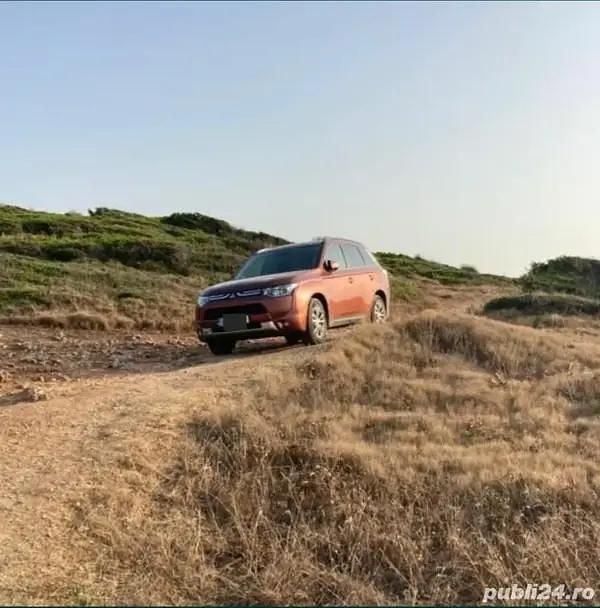 Second-hand Mitsubishi Outlander 150 CP (110 kW) 2014 Maro SUV
