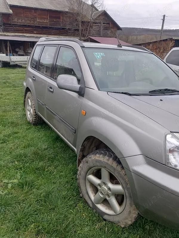 Utilizat 2002 Nissan X-Trail SUV | 1.800 EUR - Imagine 1/3