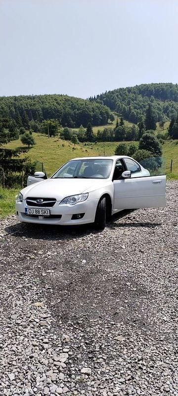Second-hand Subaru Legacy 150 CP (110 kW) 2008 Culoarealb Berlinǎ