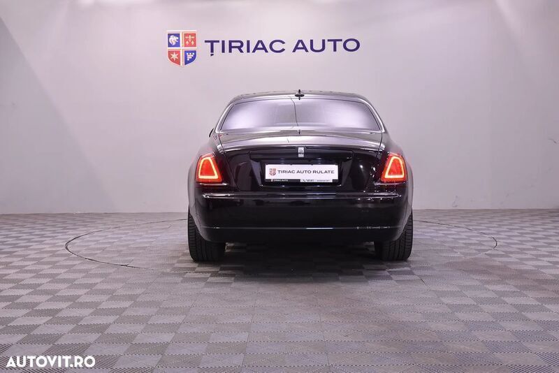 Second-hand Rolls Royce Ghost 571 CP (419 kW) 2016 Negru Berlinǎ