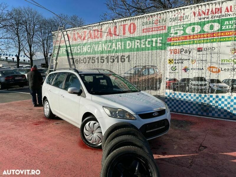 Alb Utilizat 2008 Ford Focus Berlinǎ | 2.499 EUR (Preț OK) - Imagine 1/4