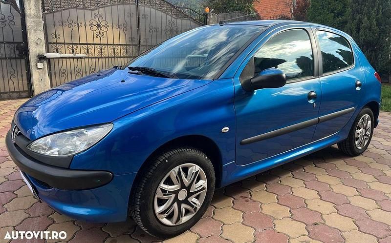 Culoarealbastru Utilizat 2006 Peugeot 206 Berlinǎ | 1.800 EUR (Preț OK) - Imagine 1/4