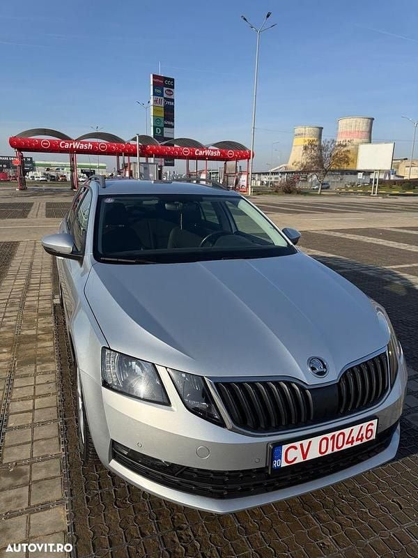 Second-hand Skoda Octavia 149 CP (109 kW) 2020 Culoareargint Break