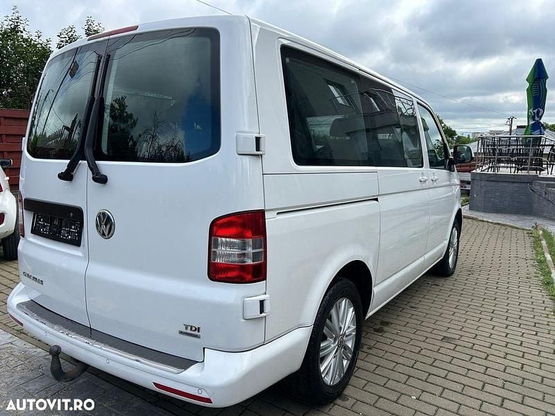 Second-hand VW Caravelle 199 CP (146 kW) 2015 Alb Monovolum