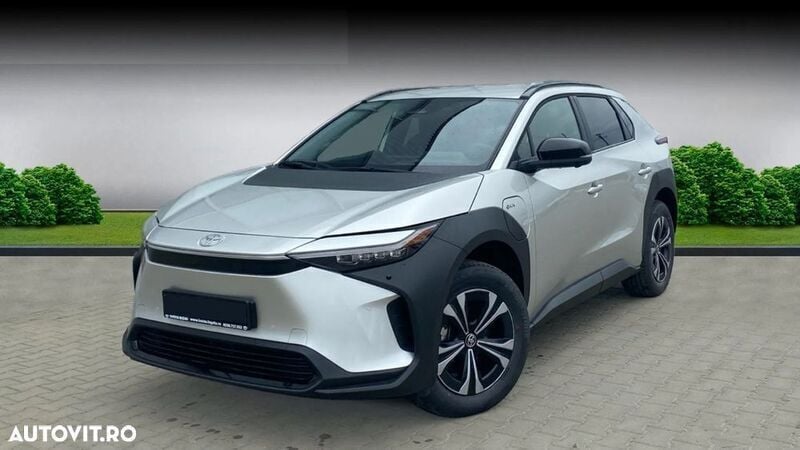Gri Second-hand 2024 Toyota bZ4X SUV | 40.414 EUR - Imagine 1/4