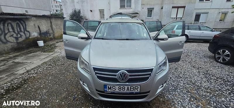 Culoarebej Utilizat 2010 VW Tiguan SUV | 4.999 EUR (Preț OK) - Imagine 1/4