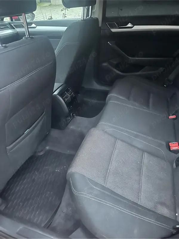 Second-hand VW Passat 120 CP (88 kW) 2015 Rosu Berlinǎ