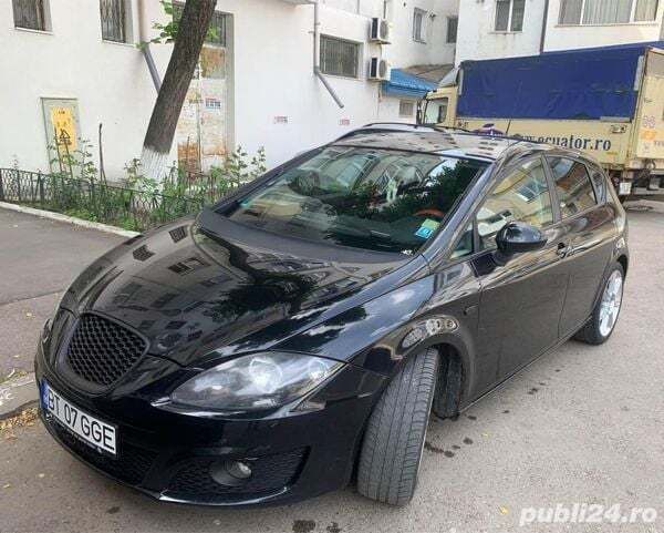 Negru Utilizat 2013 Seat Leon Hatchback | 5.799 EUR (Preț OK) - Imagine 1/4