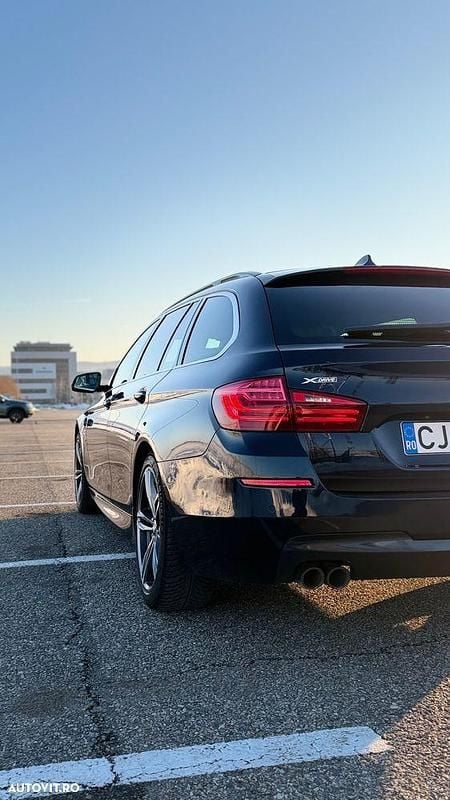Second-hand BMW 520 M Sport 184 CP (135 kW) 2013 Culoarealbastru Break