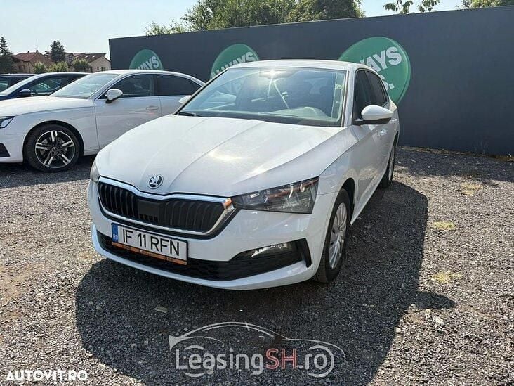 Alb Utilizat 2020 Skoda Scala Style Hatchback | 11.450 EUR (Preț bun) - Imagine 1/4