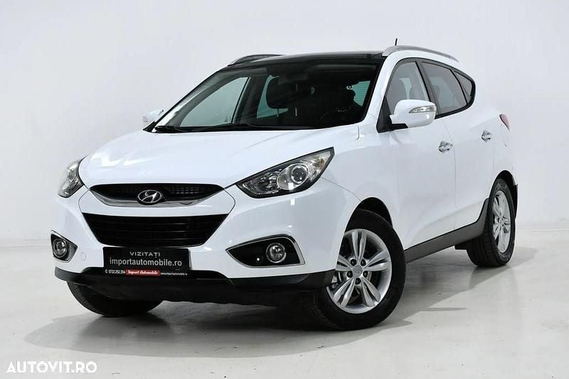 Culoarealb Utilizat 2011 Hyundai ix35 Comfort SUV | 7.490 EUR (Puțin scump) - Imagine 1/4