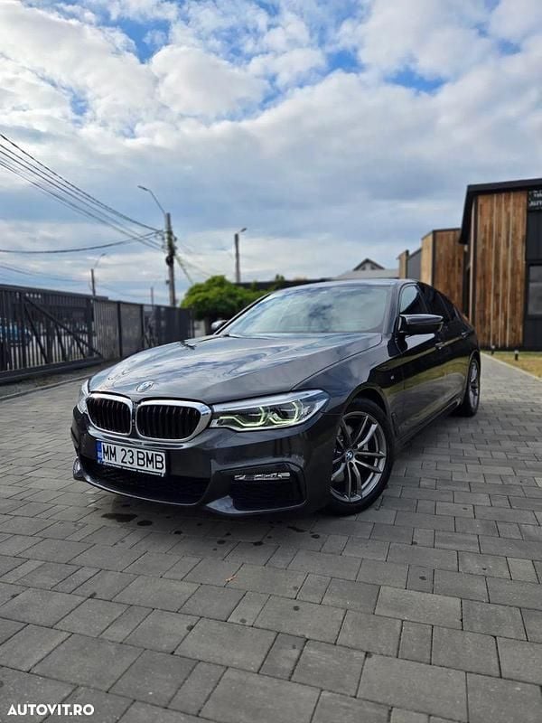 Culoaregri Utilizat 2018 BMW 520 Comfort Edition Berlinǎ | 25.500 EUR (Puțin scump) - Imagine 1/4