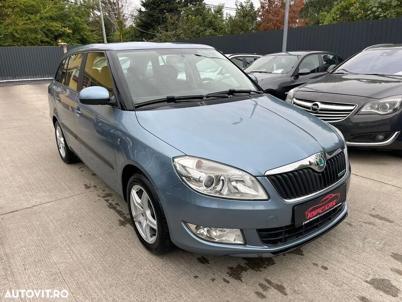 Second-hand Skoda Fabia GreenLine 75 CP (55 kW) 2012 Albastru Hatchback