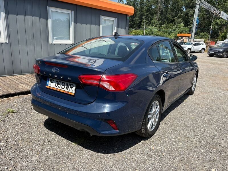 Second-hand Ford Focus 125 CP (91 kW) 2020 Albastru Berlinǎ