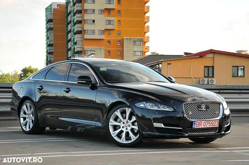 Culoarenegru Utilizat 2020 Jaguar XJ Portfolio Berlinǎ | 28.500 EUR - Imagine 1/4
