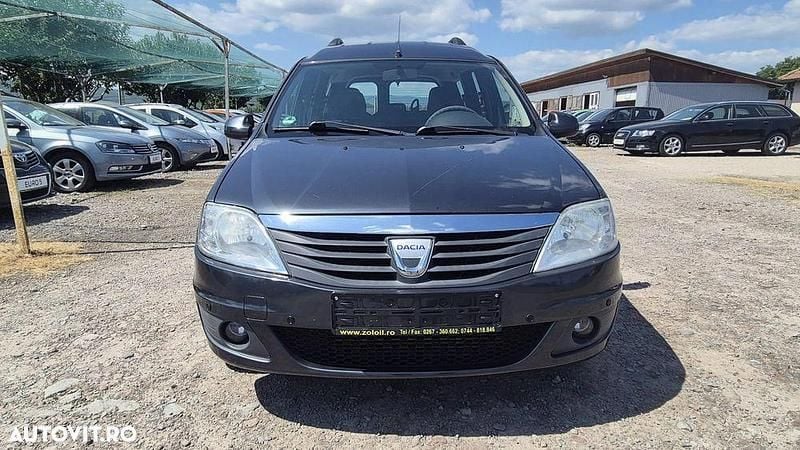 Culoaregri Utilizat 2009 Dacia Logan MCV Lauréate Break | 3.399 EUR (Puțin scump) - Imagine 1/4