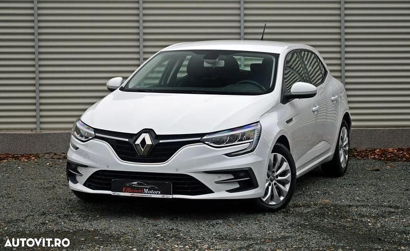 Culoarealb Utilizat 2021 Renault Mégane IV Hatchback | 11.490 EUR (Preț OK) - Imagine 1/4
