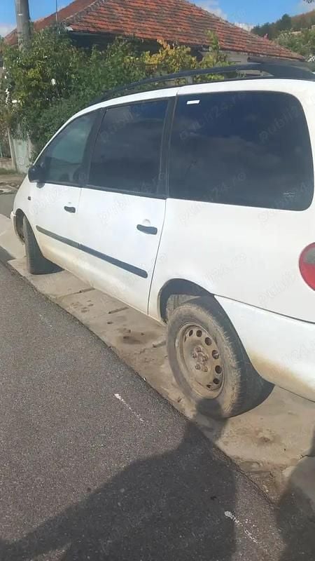 Second-hand 1999 Ford Galaxy Monovolum | 500 EUR - Imagine 1/4