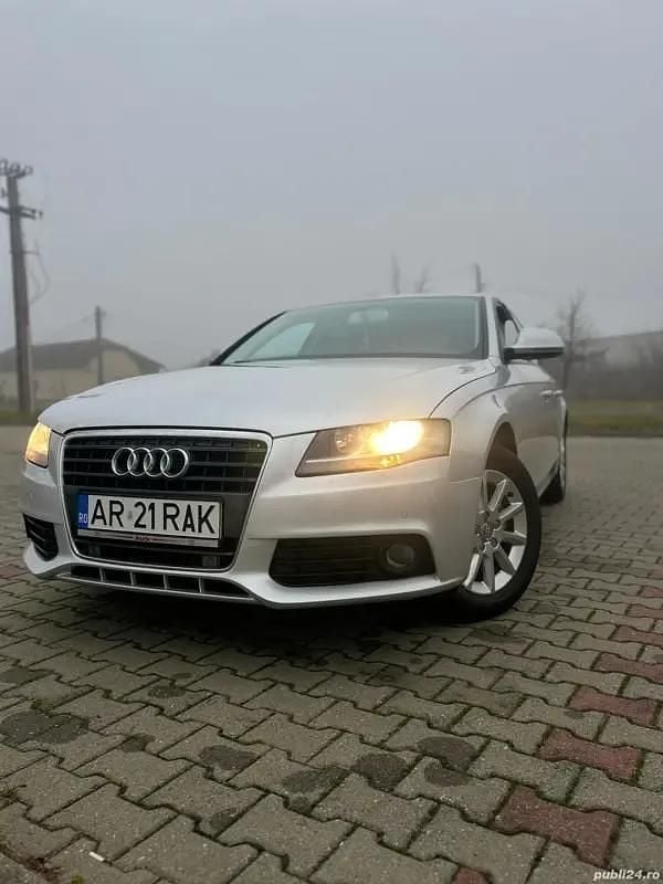 Utilizat 2009 Audi A4 Berlinǎ | 5.400 EUR (Preț OK) - Imagine 1/4