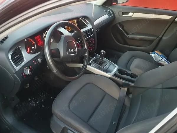 Second-hand Audi A4 140 CP (102 kW) 2010 Berlinǎ