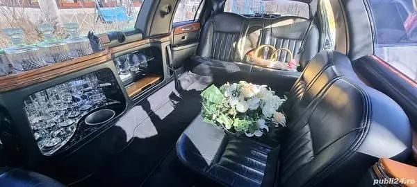 Second-hand Lincoln Town Car 250 CP (183 kW) 2003 Berlinǎ