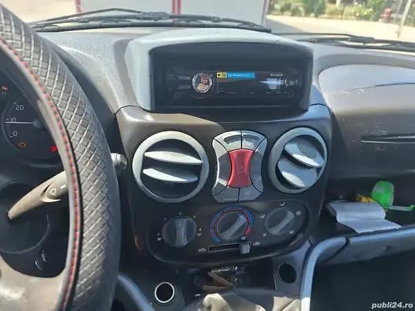 Utilizat 2004 Fiat Doblò Monovolum | 1.500 EUR - Imagine 1/4
