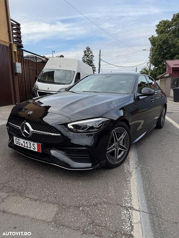 Culoarenegru Utilizat 2023 Mercedes C220 AMG line Berlinǎ | 46.400 EUR (Scump) - Imagine 1/4