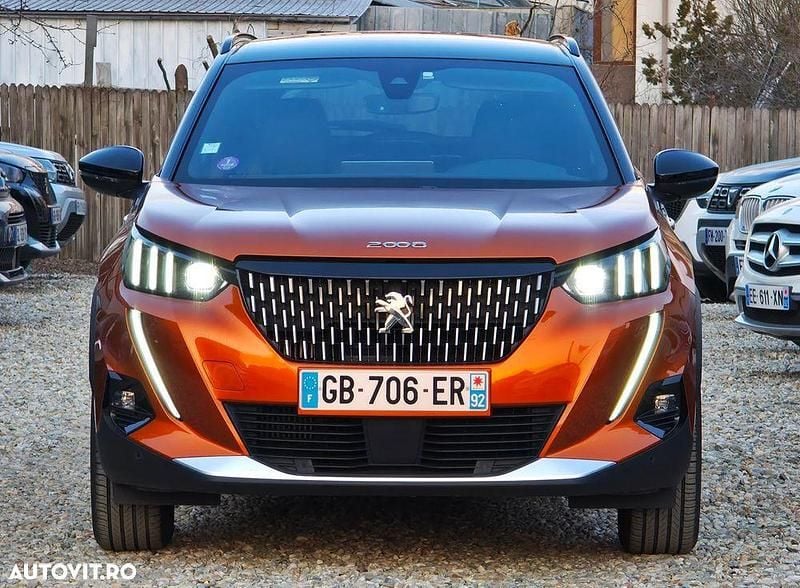 Second-hand Peugeot 2008 GT 131 CP (96 kW) 2022 Culoareportocaliu SUV