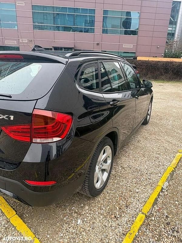 Second-hand BMW X1 Sport Line 143 CP (105 kW) 2015 Culoarenegru SUV