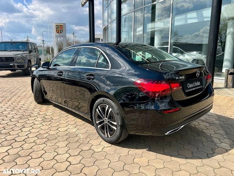 Nouă Mercedes A180 136 CP (100 kW) 2025 Negru Berlinǎ