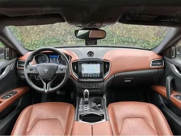 Second-hand Maserati Ghibli 250 CP (183 kW) 2017 Berlinǎ