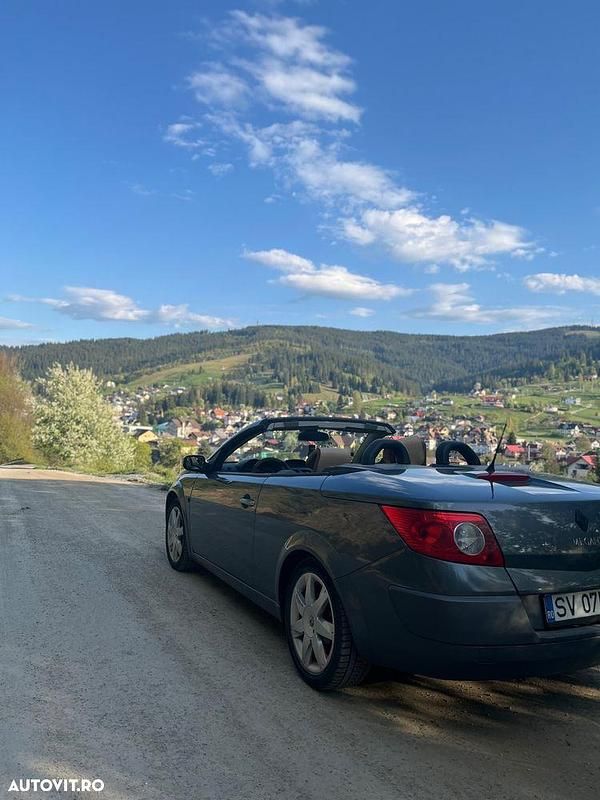 Culoaregri Utilizat 2006 Renault Mégane Cabriolet Dynamique Cabrio | 2.200 EUR - Imagine 1/3