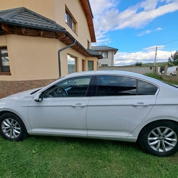 Alb Utilizat 2018 VW Passat Berlinǎ | 14.500 EUR (Super Preț) - Imagine 1/4
