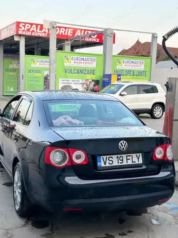 Utilizat 2008 VW Jetta Berlinǎ | 3.000 EUR - Imagine 1/4