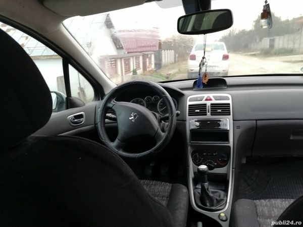 Utilizat 2003 Peugeot 307 Berlinǎ | 1.199 EUR (Preț bun) - Imagine 1/4