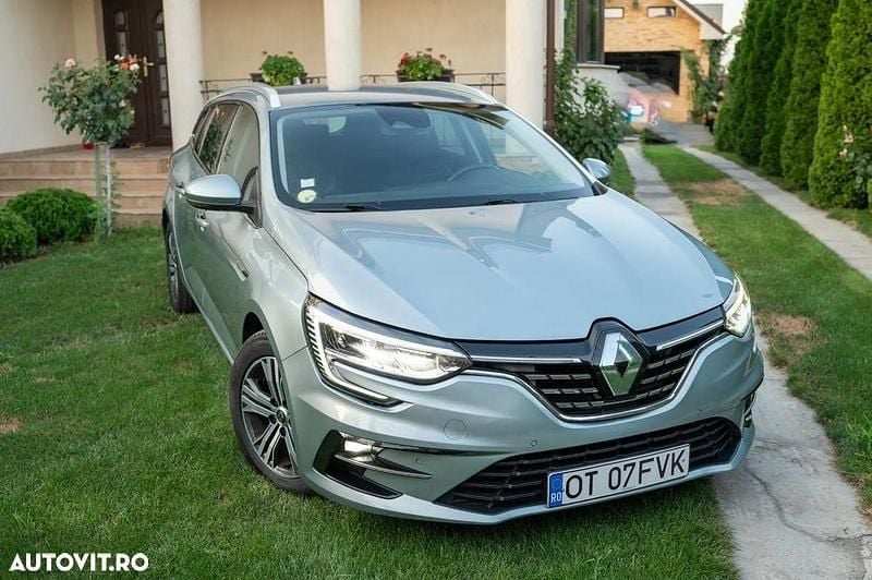 Culoaregri Utilizat 2021 Renault Mégane GrandTour Intens Break | 12.850 EUR (Preț OK) - Imagine 1/4