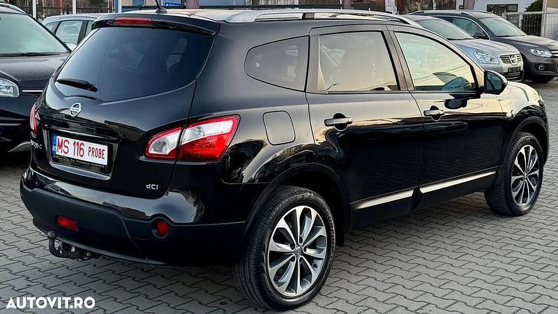 Second-hand Nissan Qashqai +2 Visia 110 CP (80 kW) 2012 Culoarenegru SUV