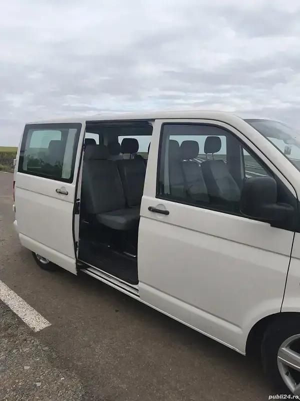 Alb Utilizat 2008 VW T5 Van | 7.500 EUR (Puțin scump) - Imagine 1/4