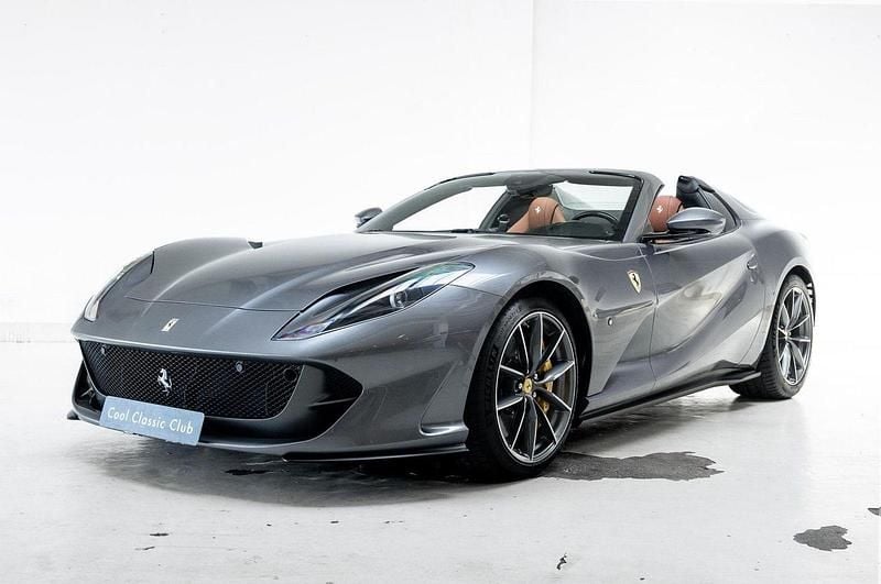 Utilizat 2023 Ferrari 812 | 522.586 EUR - Imagine 1/1
